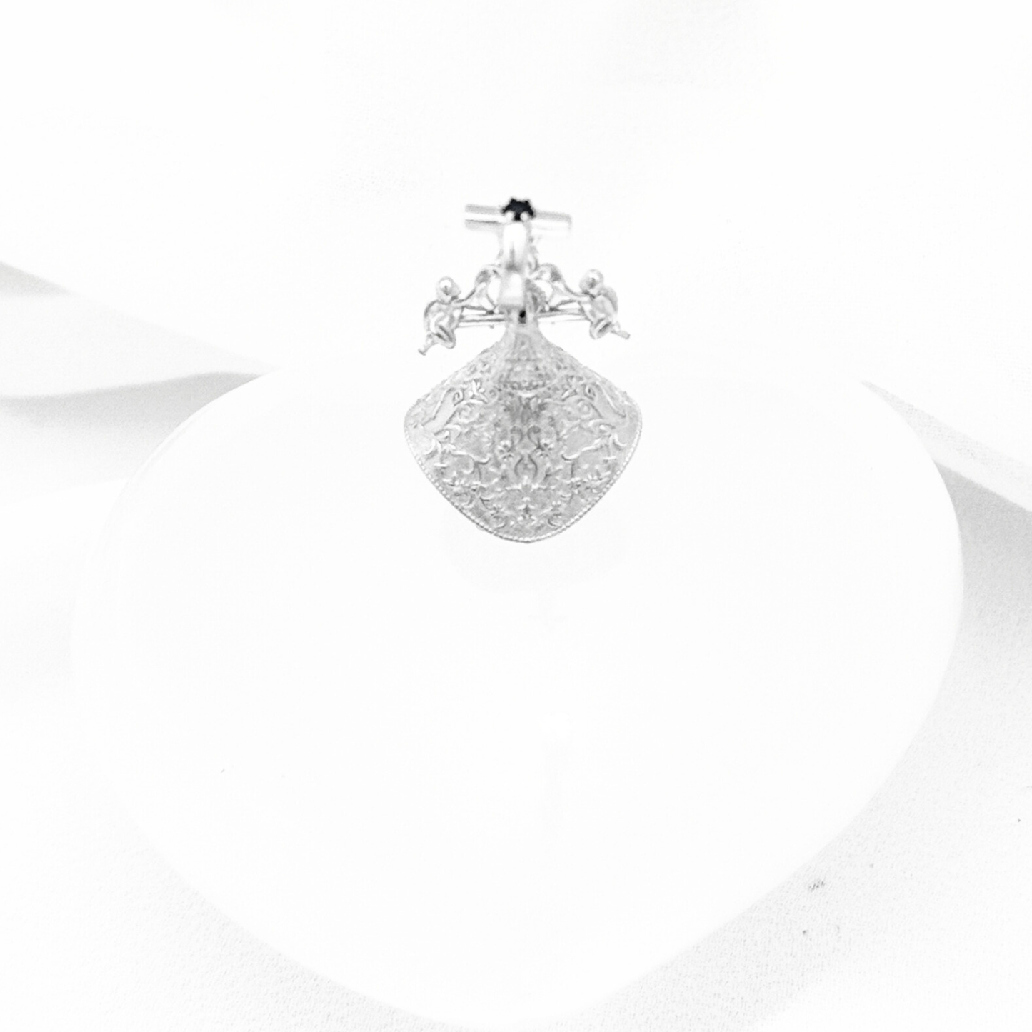 DIJE VIRGEN SAN JUAN DE LOS LAGOS PLATA .925 RODIO