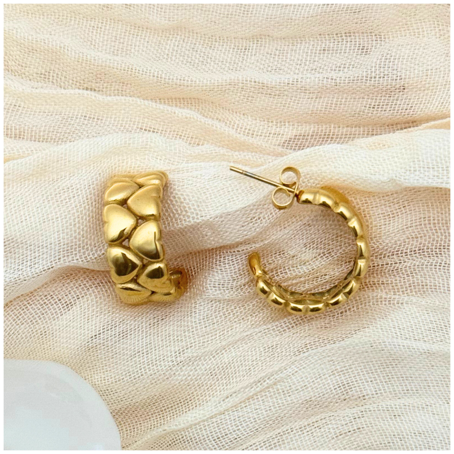 ARETE CORAZON ACERO DORADO