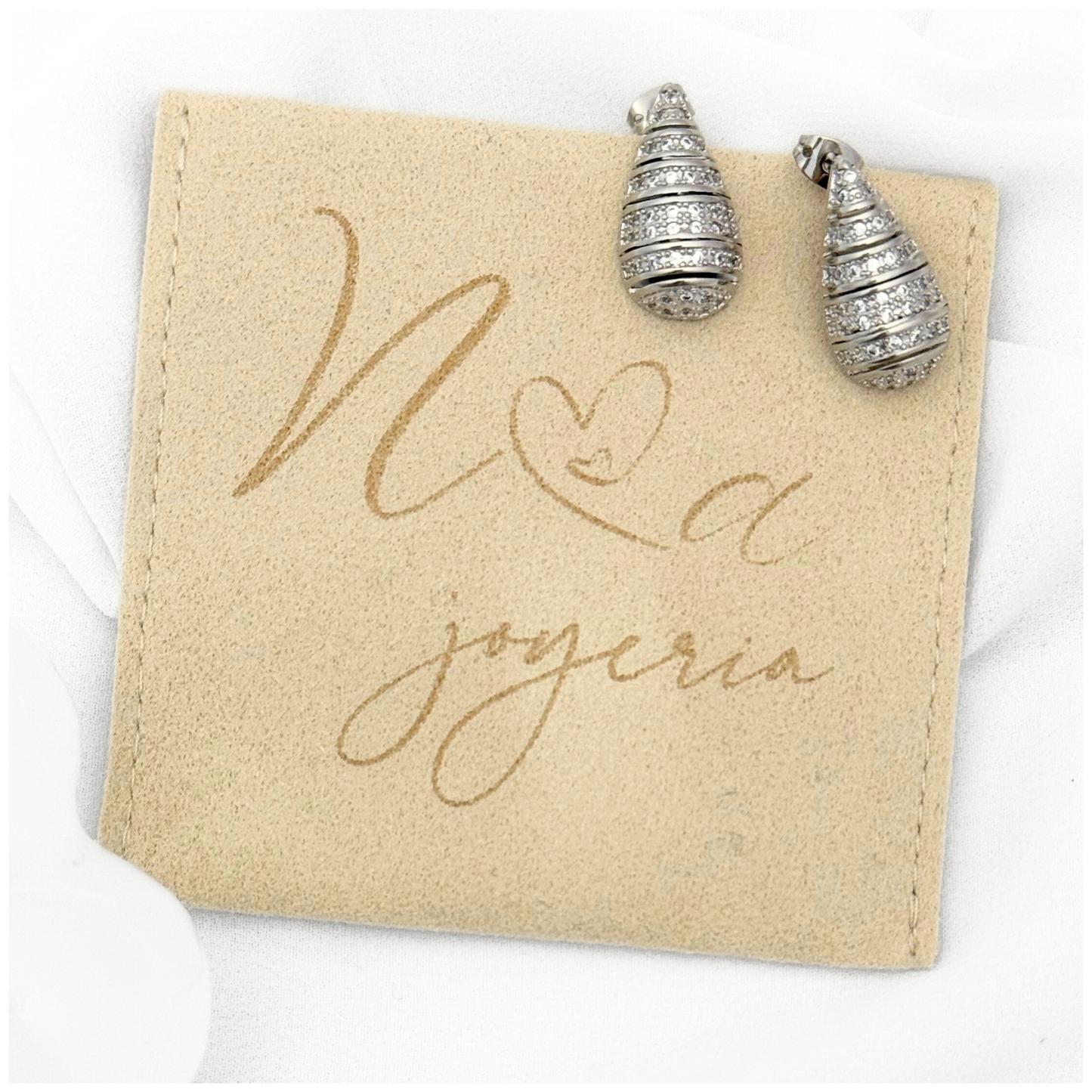 ARETE OVAL CIRCONIA CHAPA