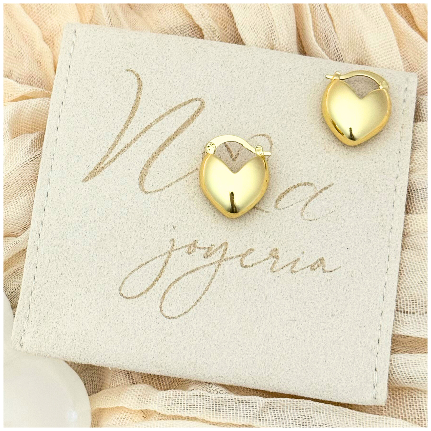 ARETE CORAZON LISO CHAPA DE ORO