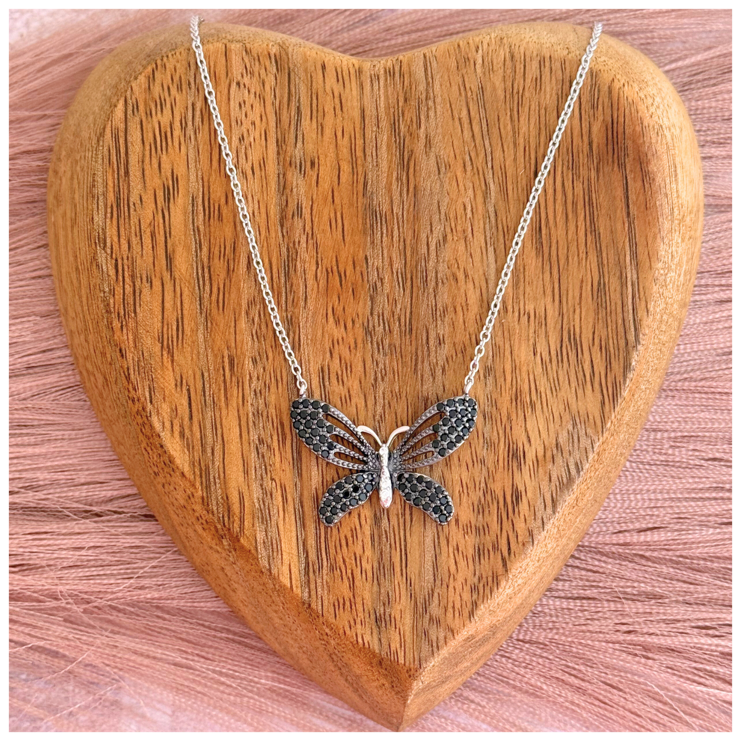 CADENA CON DIJE DE MARIPOSA CIRCONIA BLANCA Y NEGRA PLATA .925 RODIO