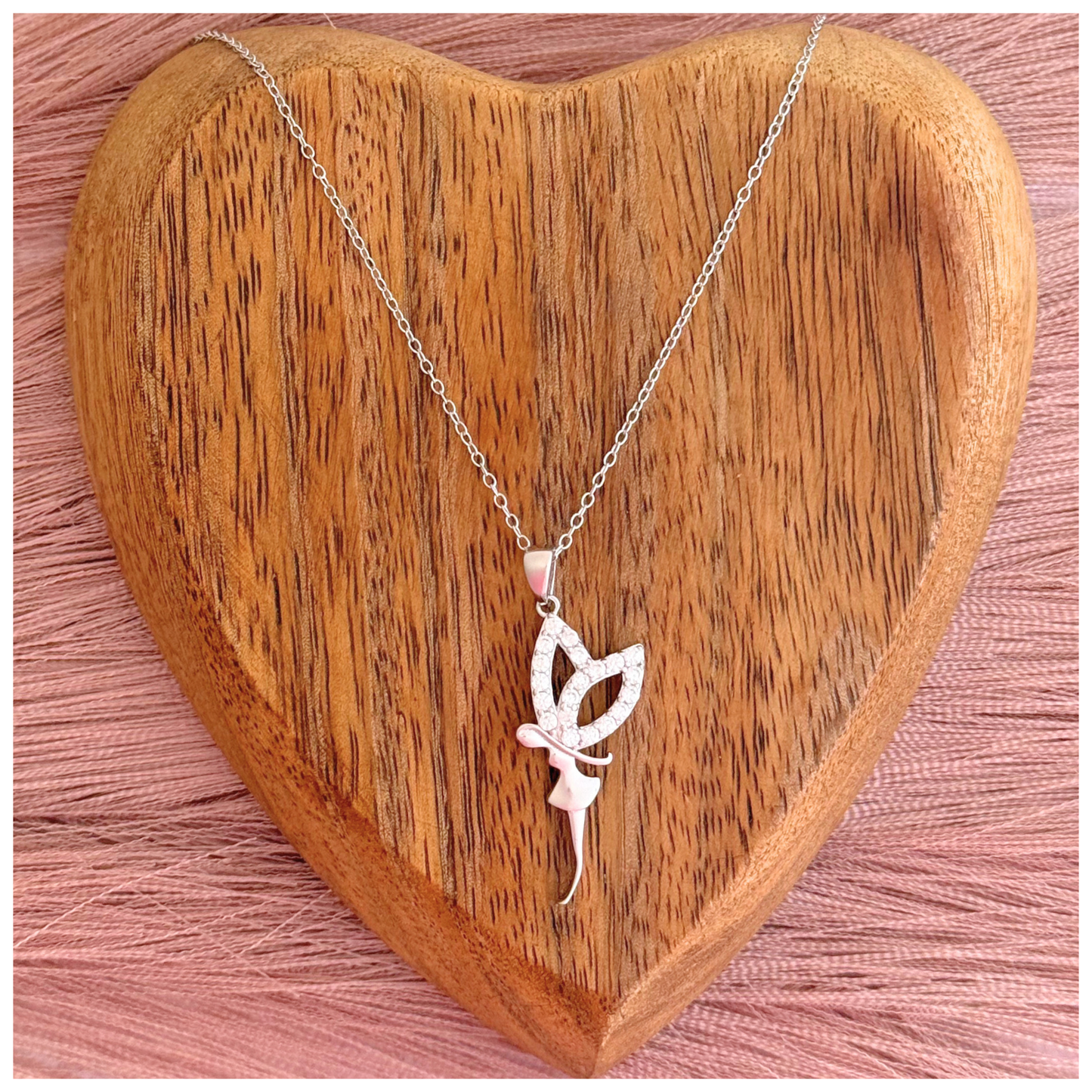 CADENA Y DIJE DE HADA CON ALAS CON CIRCONIA PLATA .925 RODIO