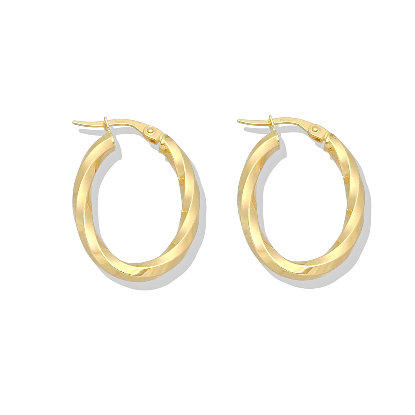 ARRACADA OVAL OLAS ORO 10K
