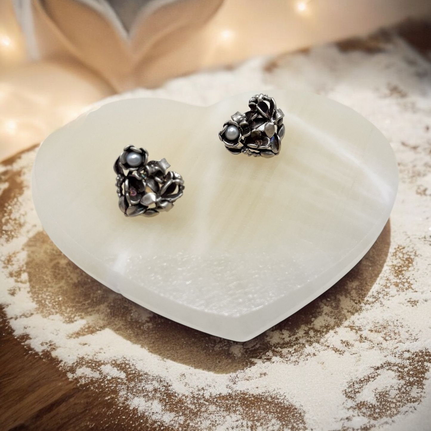 ARETE CORAZON FLORES PERLA PLATA .925