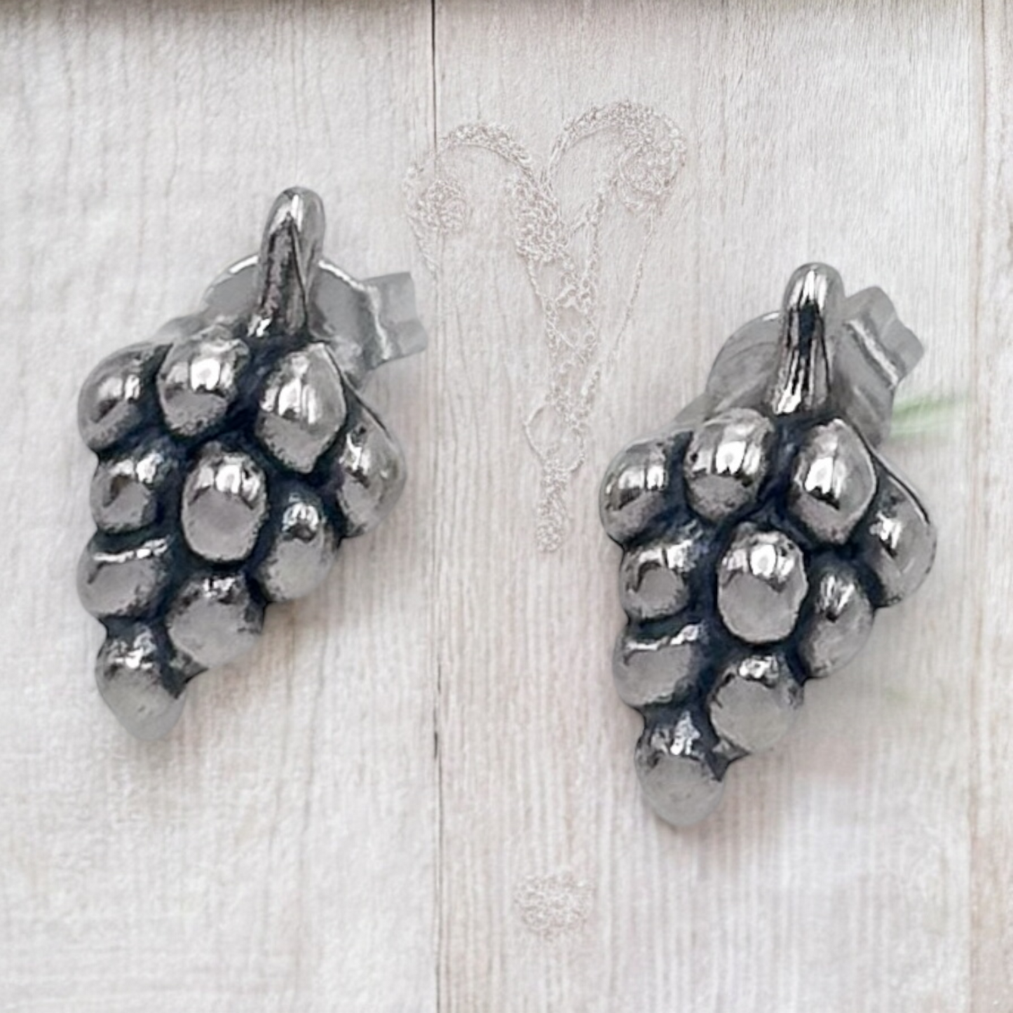 ARETE UVAS PLATA .925