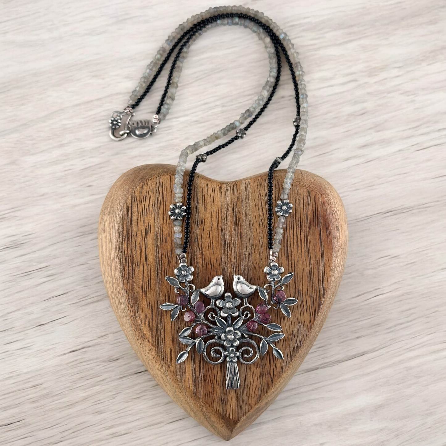 COLLAR ARBOL DE LA AMISTAD PIEDRAS NATURALES PLATA .925