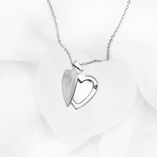 GARGANTILLA CORAZON RELICARIO ACERO