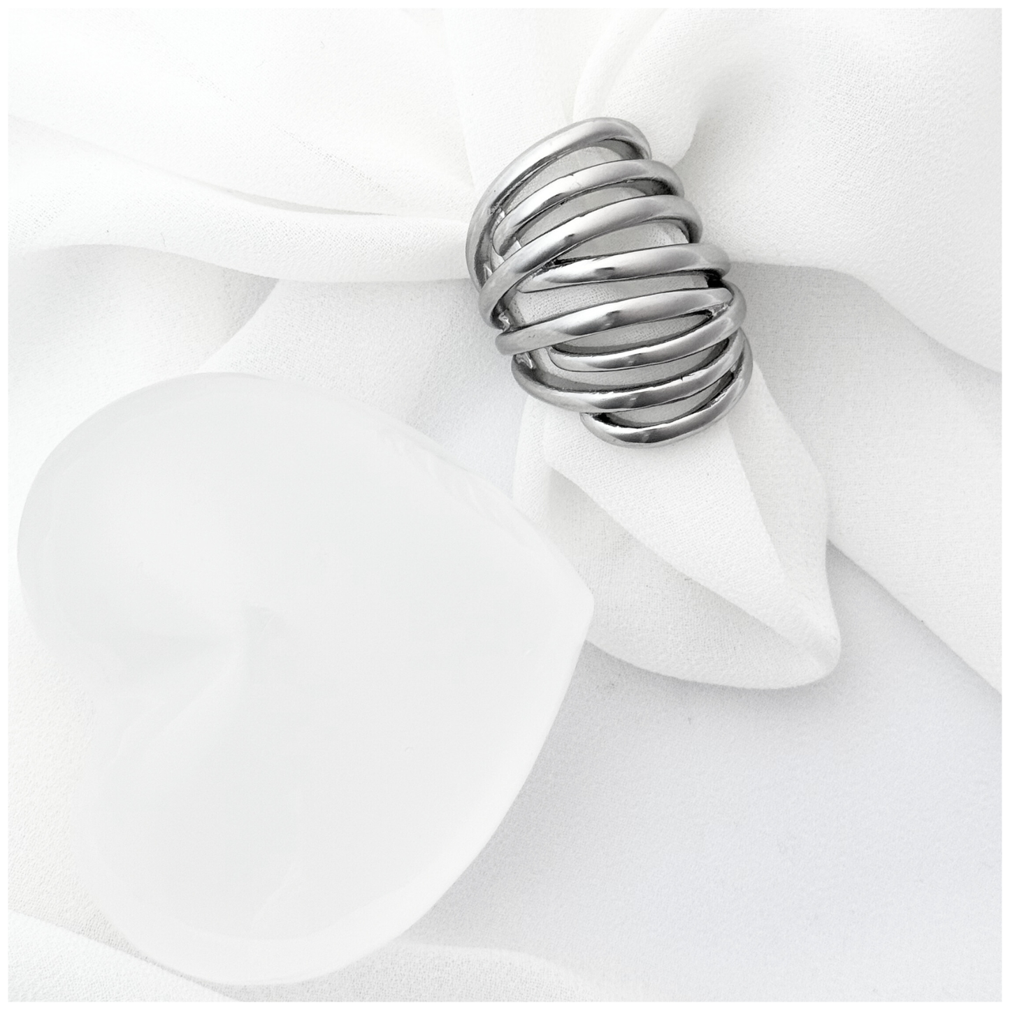 ANILLO LINEAS CALADO ACERO