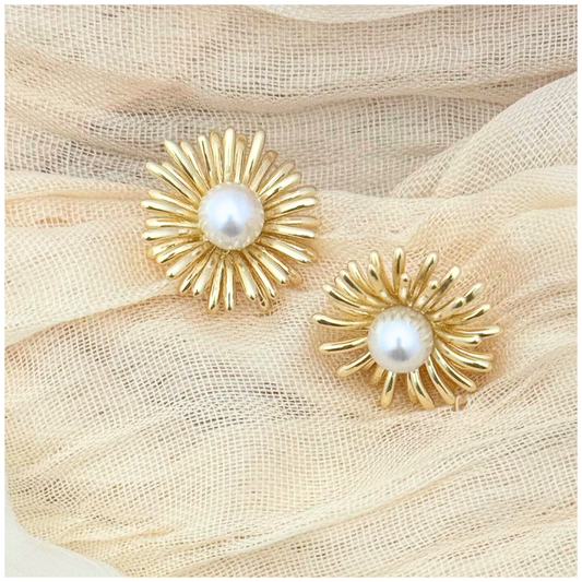 ARETE FLOR PERLA CHAPA