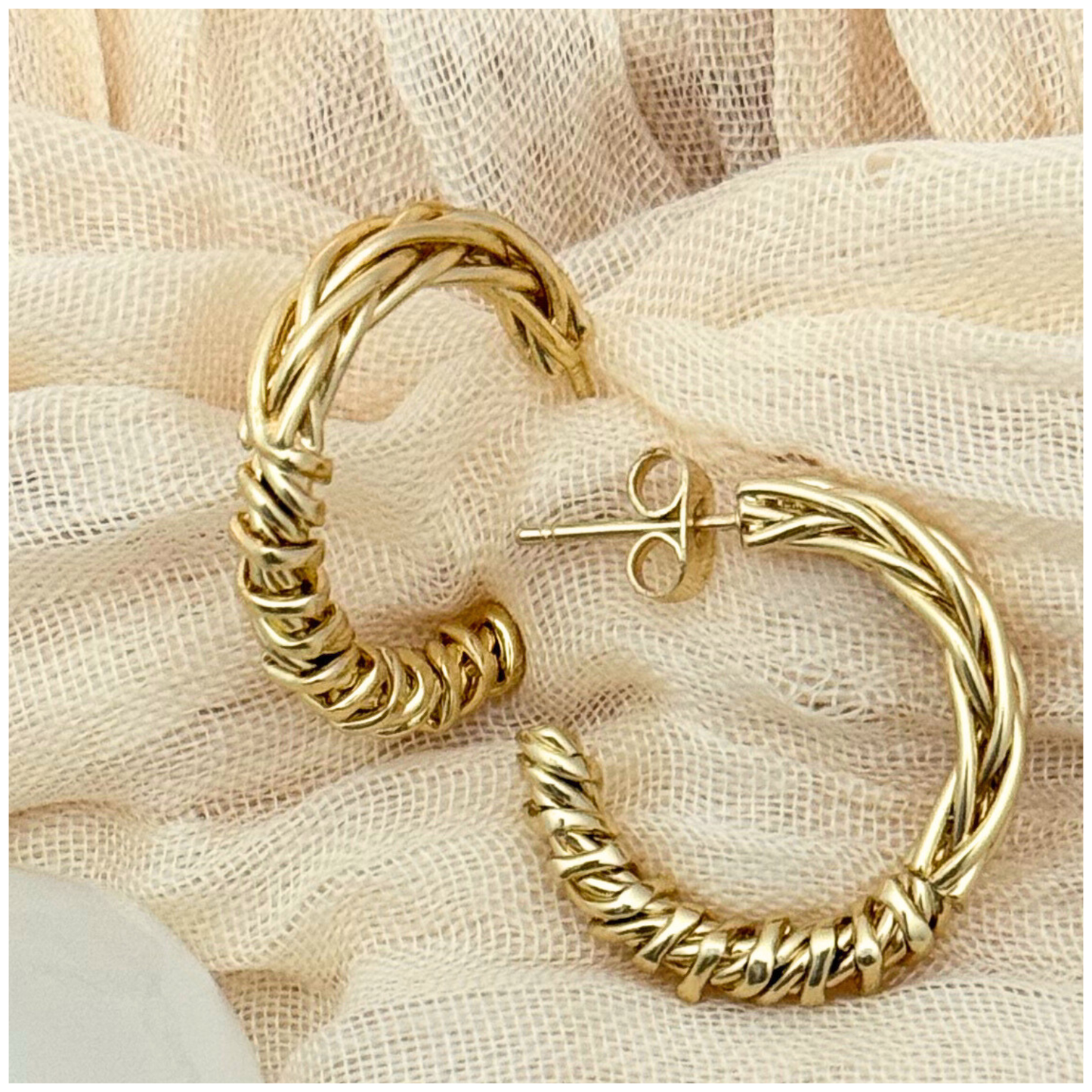 ARETE DOS TEJIDOS CHAPA ORO