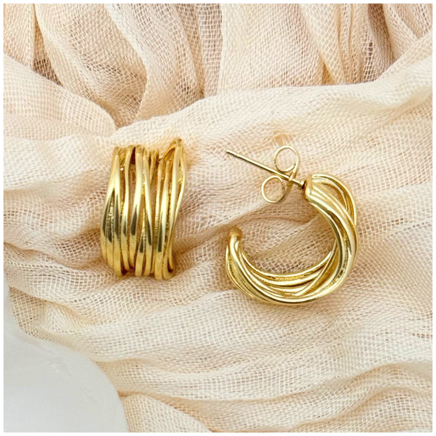 ARETE MEDIO VARIAS LINEAS DORADO CHAPA