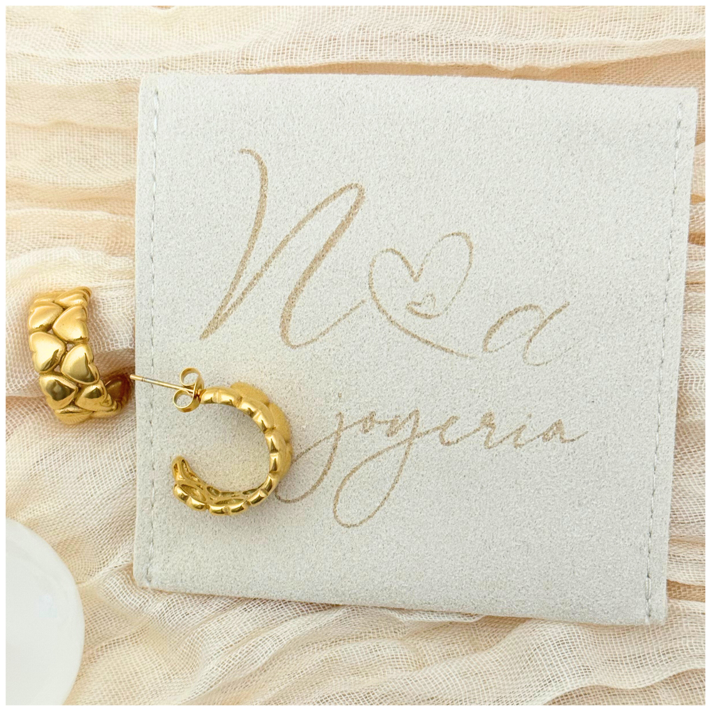 ARETE CORAZON ACERO DORADO