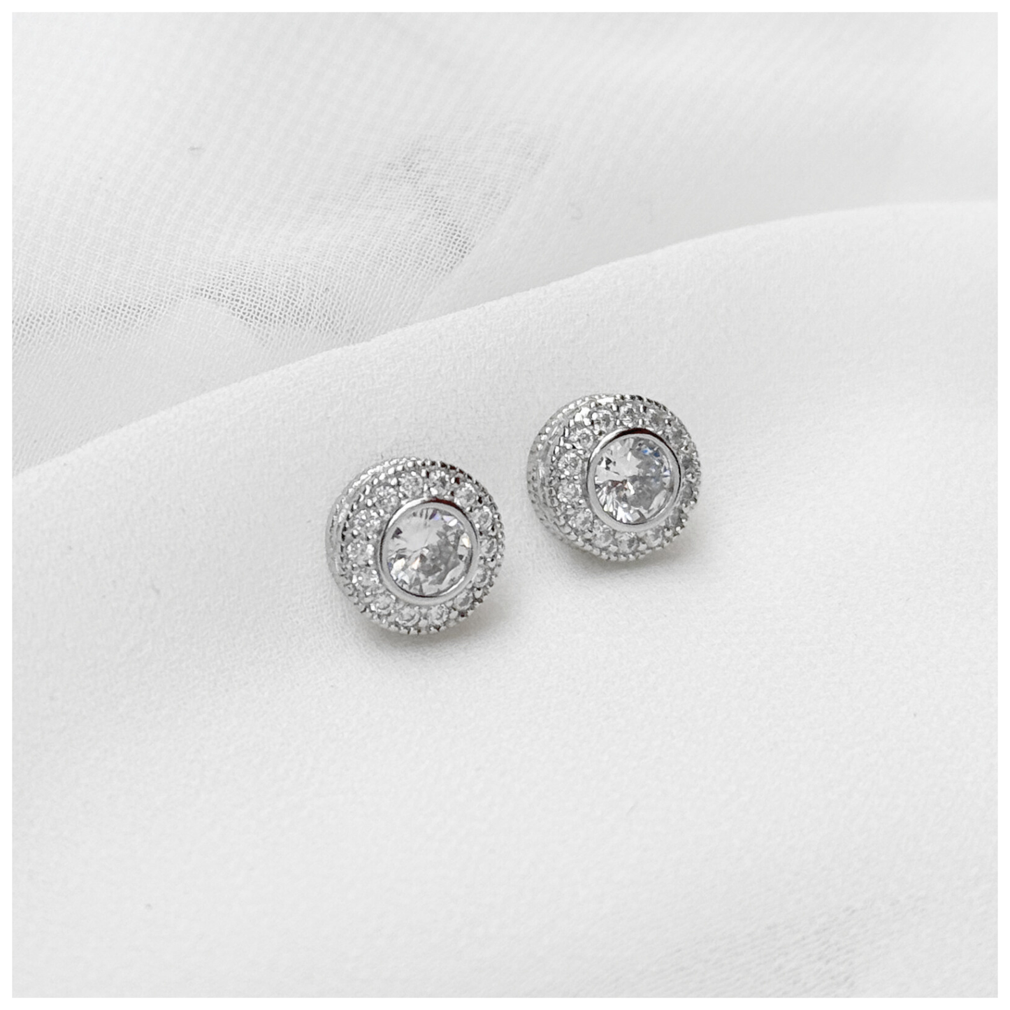 BROQUEL MICRO PAVE CIRCONIAS PLATA .925 RODIO