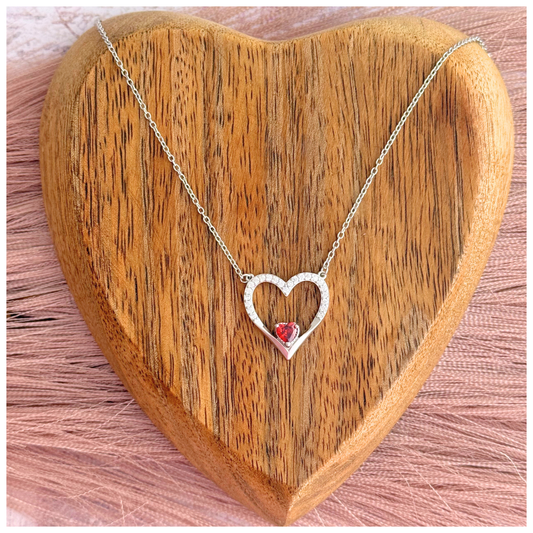 CADENA CON DIJE DE CORAZON ABIERTO CIRCONIA ROJA PLATA .925 RODIO