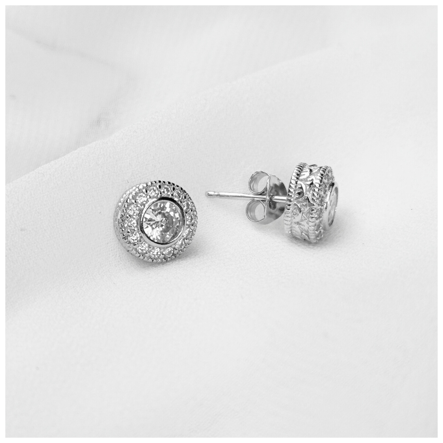 BROQUEL MICRO PAVE CIRCONIAS PLATA .925 RODIO