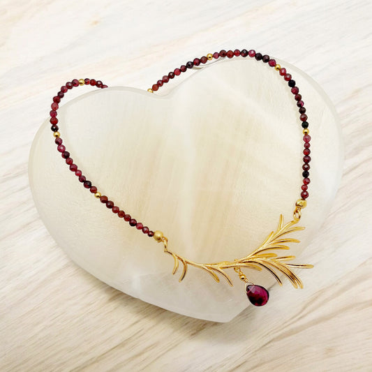 COLLAR RAMA PIEDRA GRANATE CADENA CHAPA