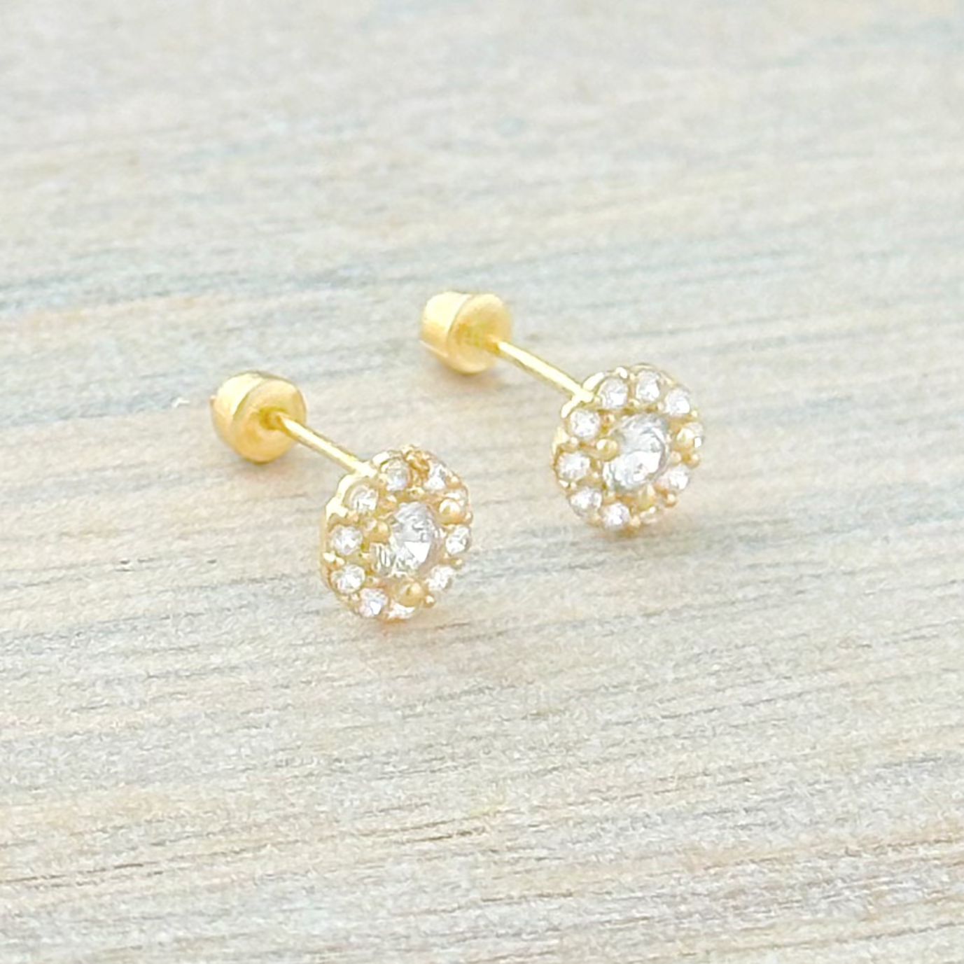 BROQUEL ROSETON ZIRCONIA ORO 10K