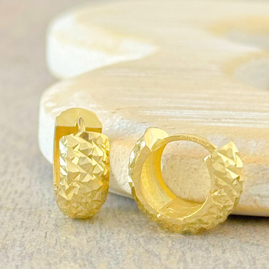 HUGIE DIAMNATADO ORO 10K