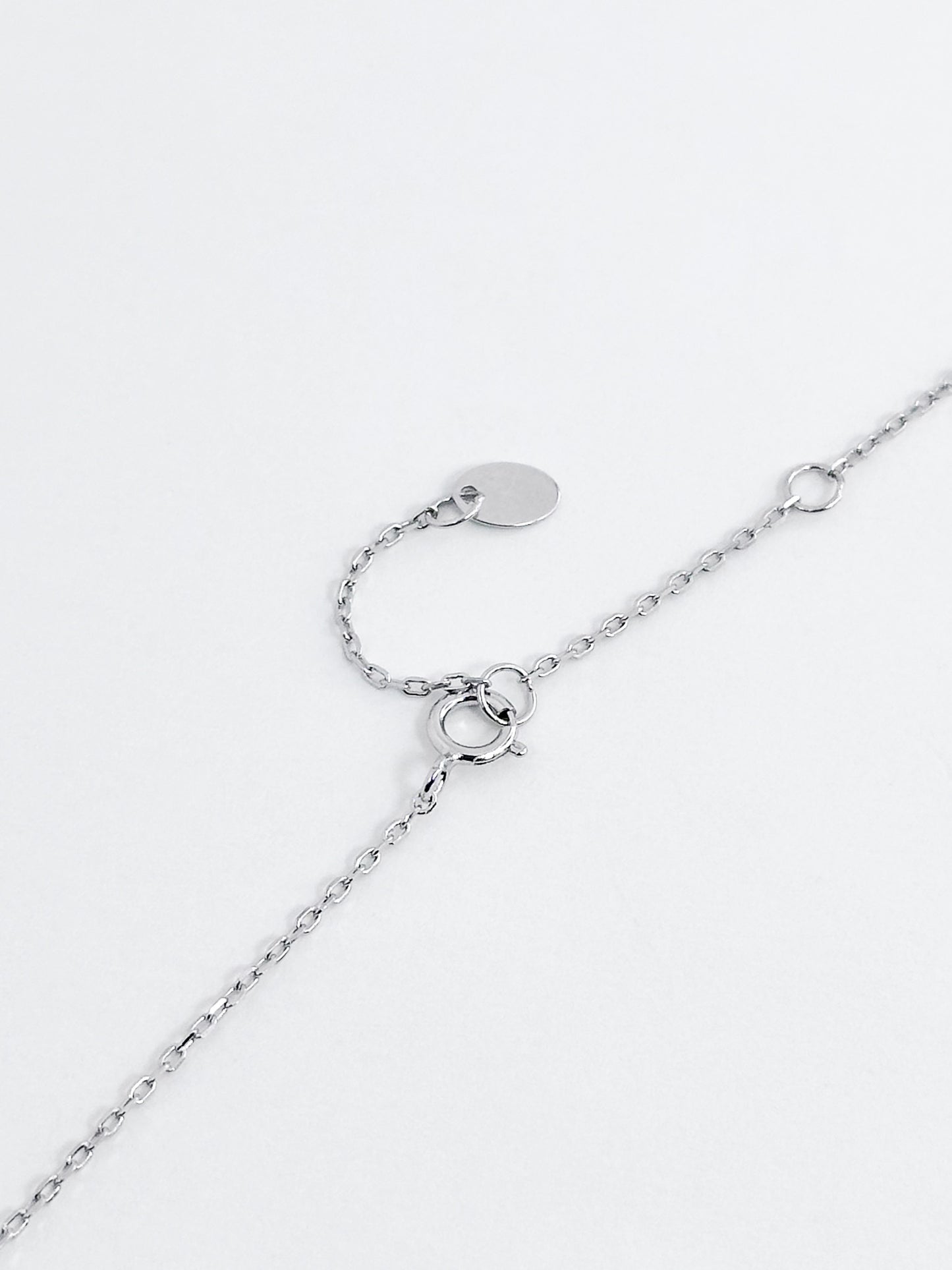COLLAR MEDALLA VIRGEN DE GUADALUPE DIAM ZIRCONIA PLATA RODIO .925