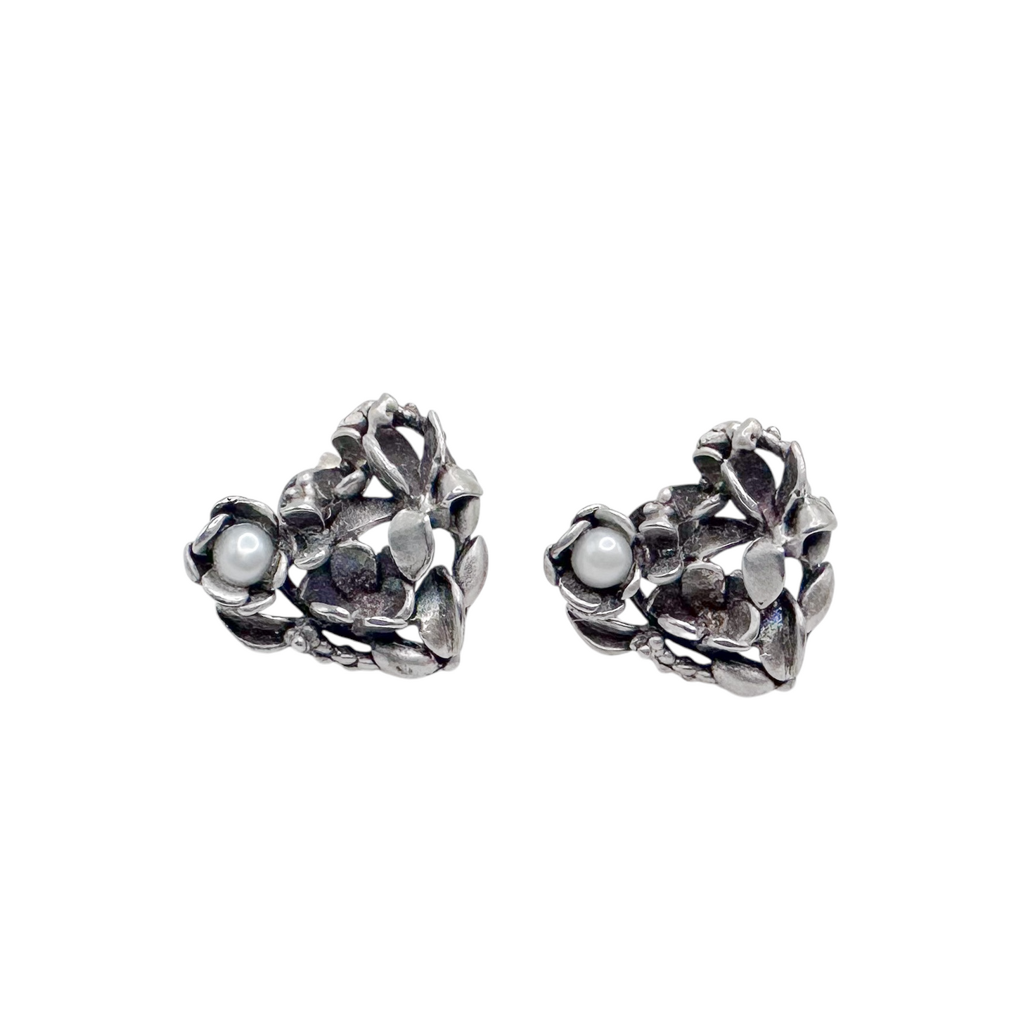 ARETE CORAZON FLORES PERLA PLATA .925