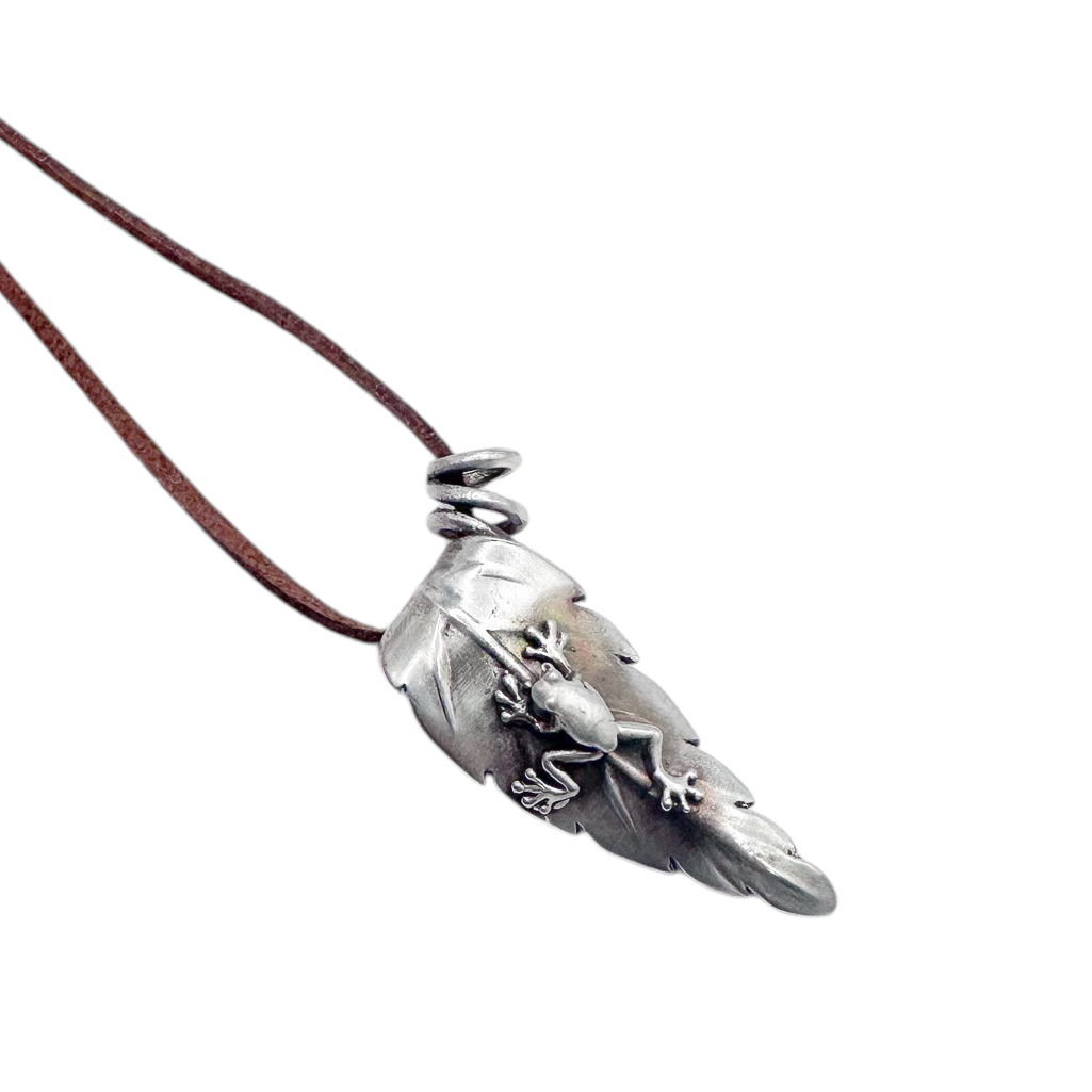 DIJE HOJA RANA PLATA .925