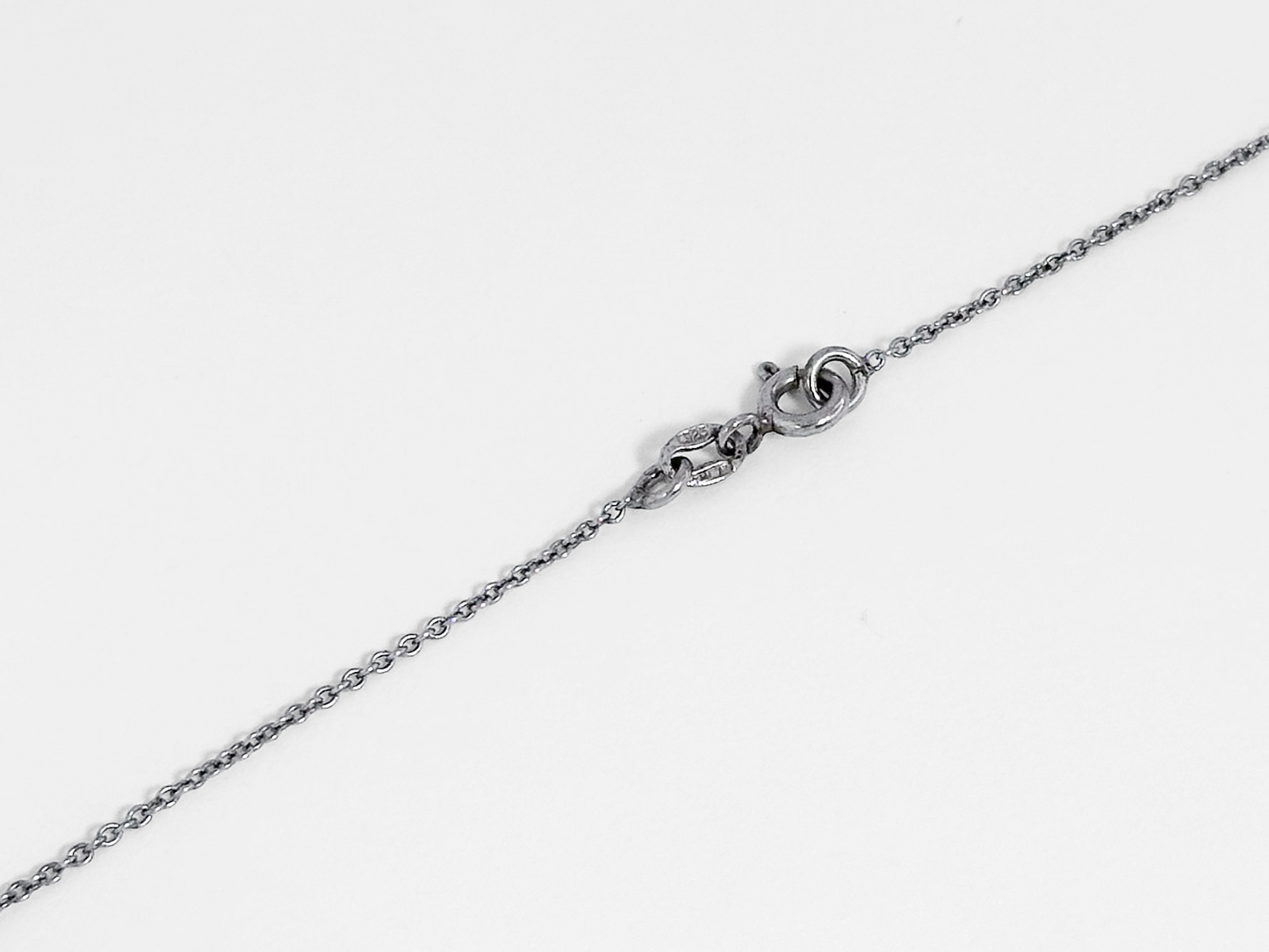 COLLAR ROSARIO CRISTAL SW NEGRO PLATA RODIO .925
