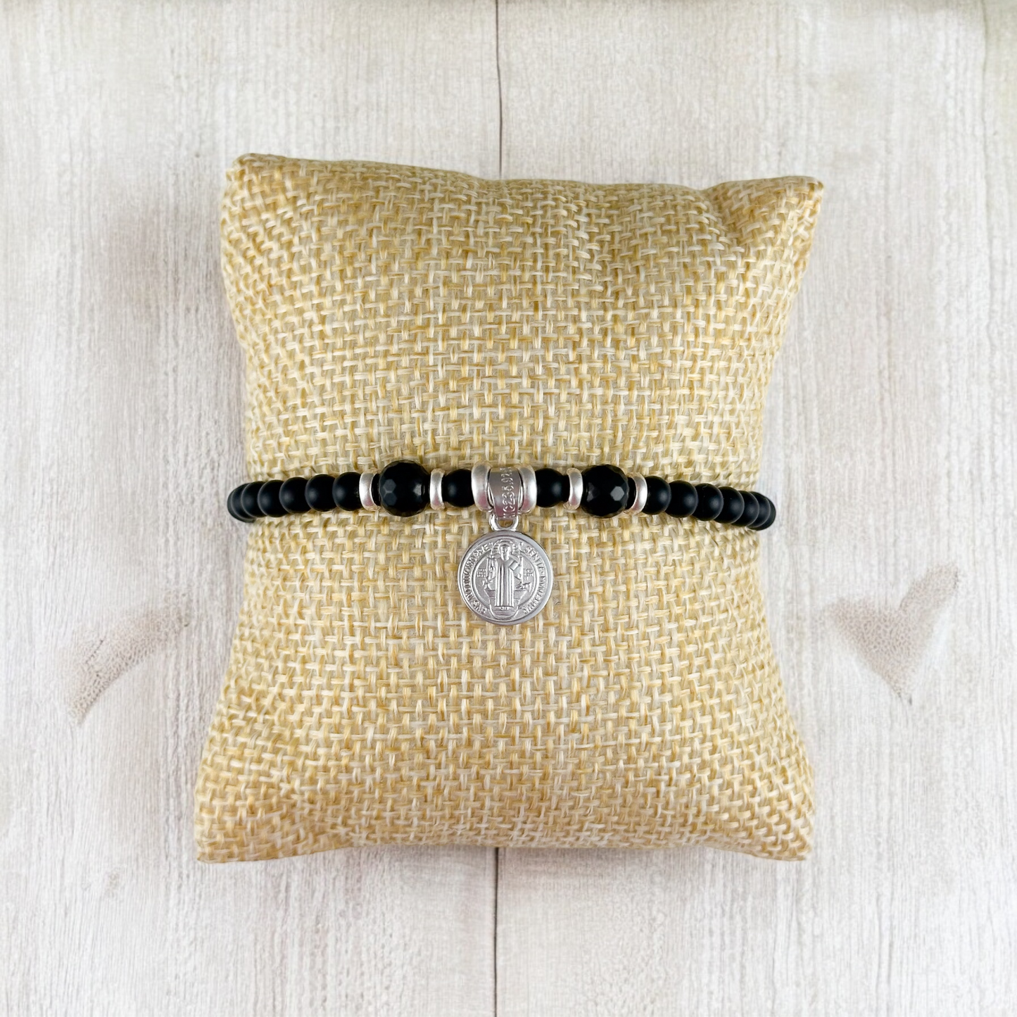 PULSERA MEDALLA SAN BENITO 1 PLATA .925 PIEDRA N